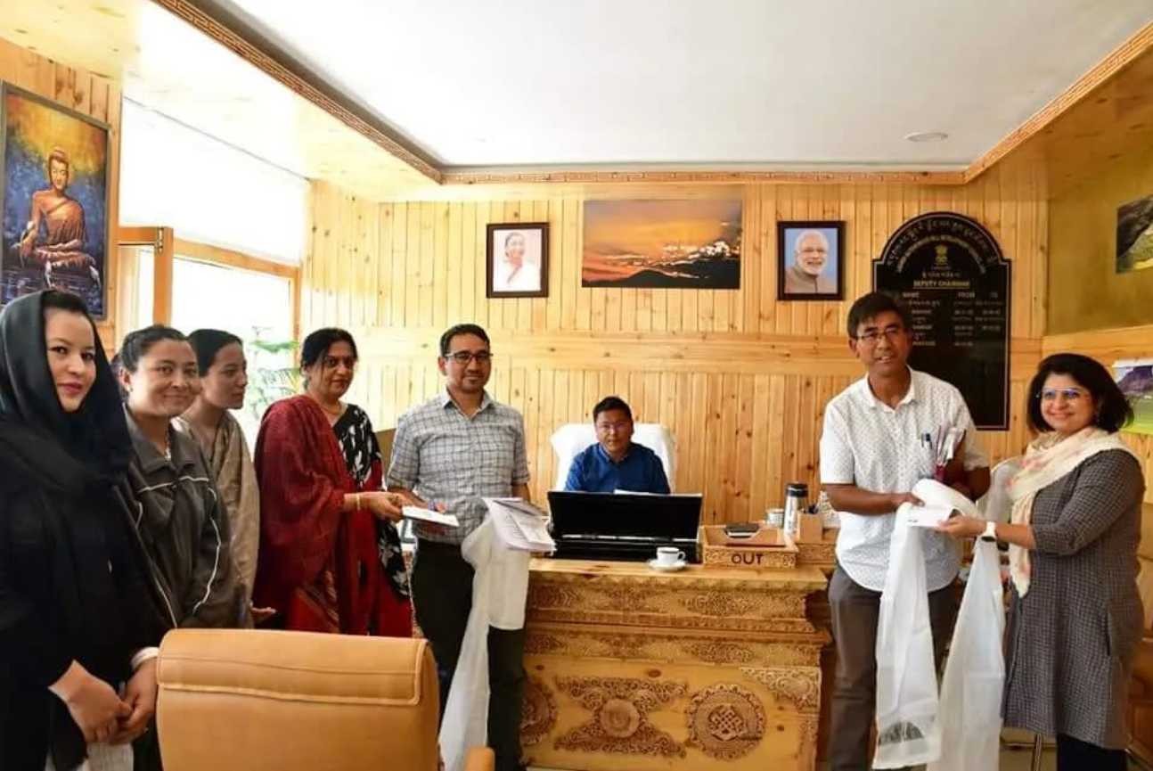 Dy Chairman/EC Education, LAHDC Leh, Tsering Angchuk convened a meeting today with officials of Goldenmile learning to discuss the upcoming reinforced teacher training program for Govt. School teachers (English teachers) of Leh. CPO Leh and CEO Leh were also present during the meeting.